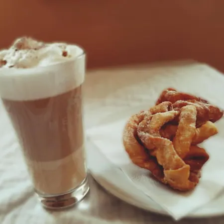 Gasthuis Gaestehaus Leonie 3*